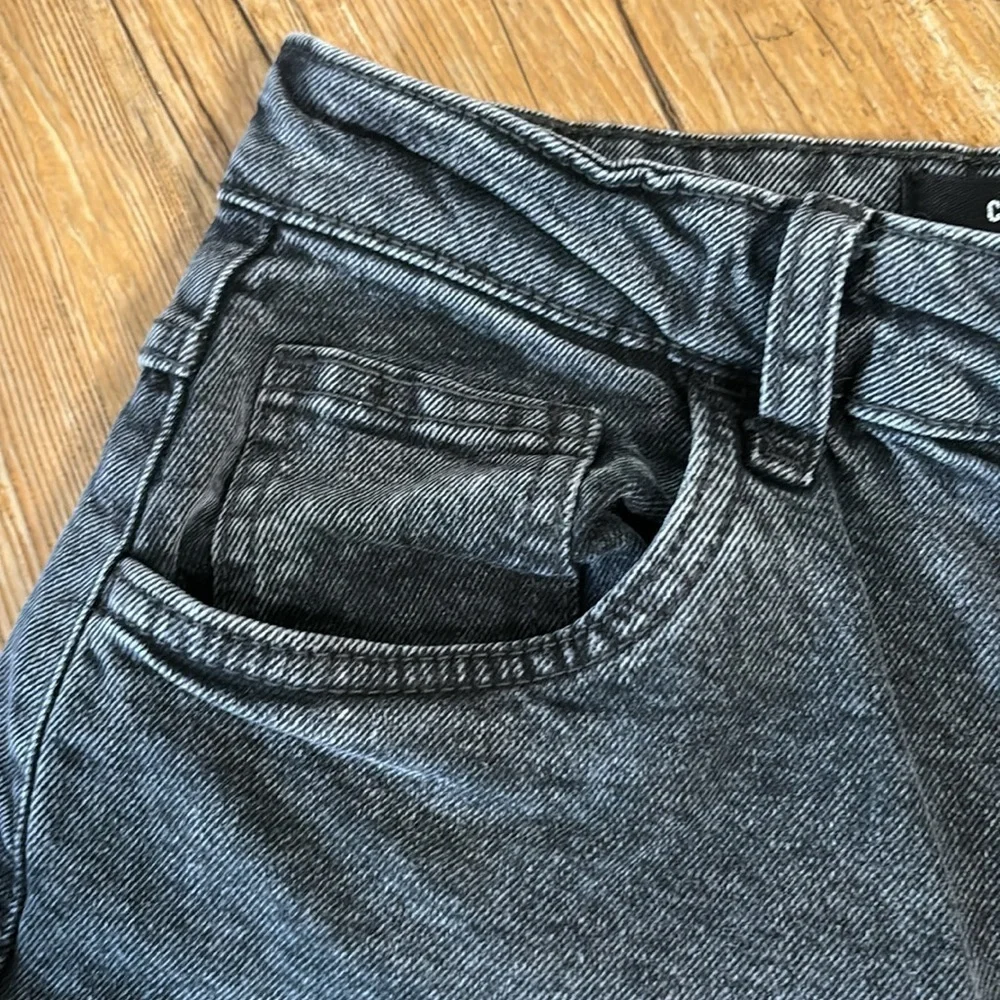 Cotton On Black Denim Shorts - Picture 4 of 6
